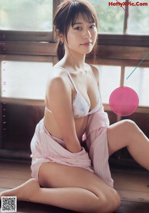 Haruka Morisaki 森崎はるか, Young Magazine 2019 No.20 (ヤングマガジン 2019年20号)
